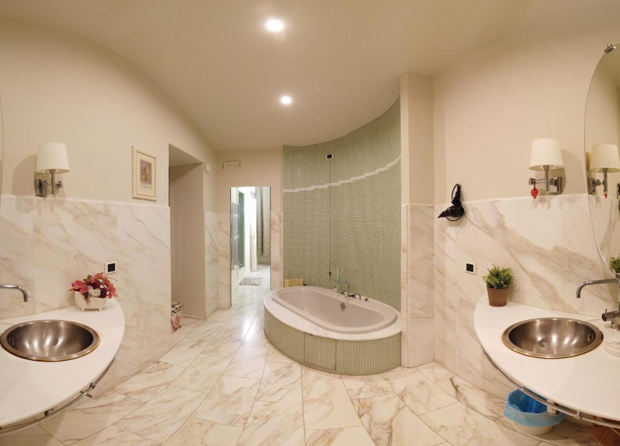 B&B Attico Sulla Torre ปิซา ภายนอก รูปภาพ